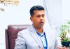 শ্রমিকদের উৎসবের আনন্দ নিশ্চিতে নিজেকে মেলে দিলেন মানবিক ডিসি জাহিদ