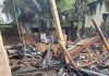 সীতাকুণ্ডের পাক্কা মসজিদ এলাকায় আগুনে দুই ভাইয়ের বসতঘর পুড়ে ছাই