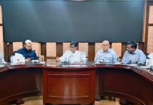 বন্যায় ক্ষতিগ্রস্ত কৃষকদের ঘুরে দাঁড়াতে দেওয়া হচ্ছে বীজ-সার: কৃষিমন্ত্রী