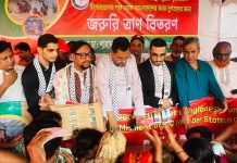 ওআইসি দেশগুলোর উদ্যোগে ১০০০ দুর্গতের মাঝে ত্রাণ বিতরণ করলেন মেয়র