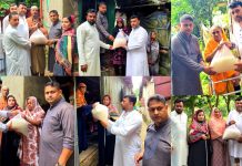 মীর হেলালের পক্ষ থেকে নাঙ্গলমোড়ায় বন্যাদুর্গত মানুষের মাঝে ৪র্থ দফায় ত্রাণ বিতরণ