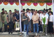‘গাছ লাগালেই দায়িত্ব শেষ নয়, শিশুর মতো যত্ন নিতে হবে’